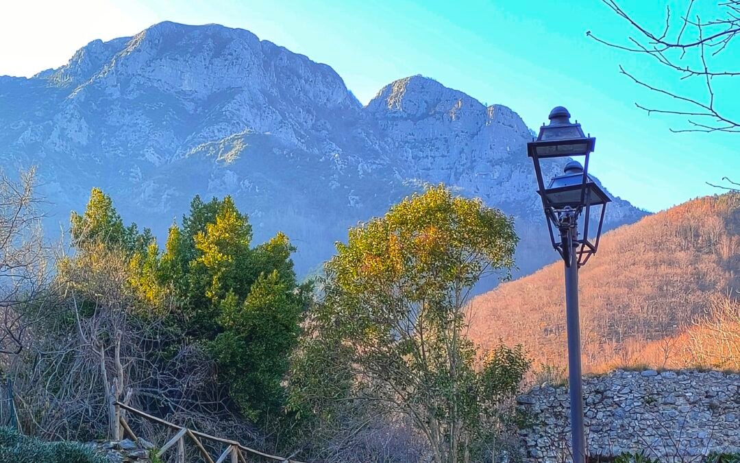 Le mura fortificate di Corpo di Cava