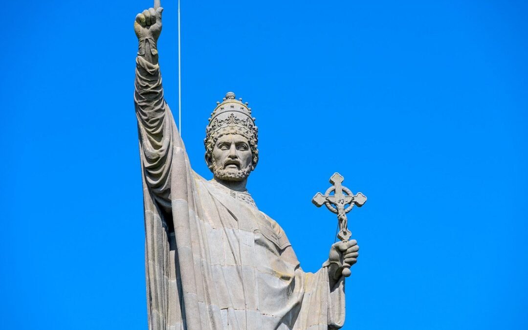 La statua di Urbano II